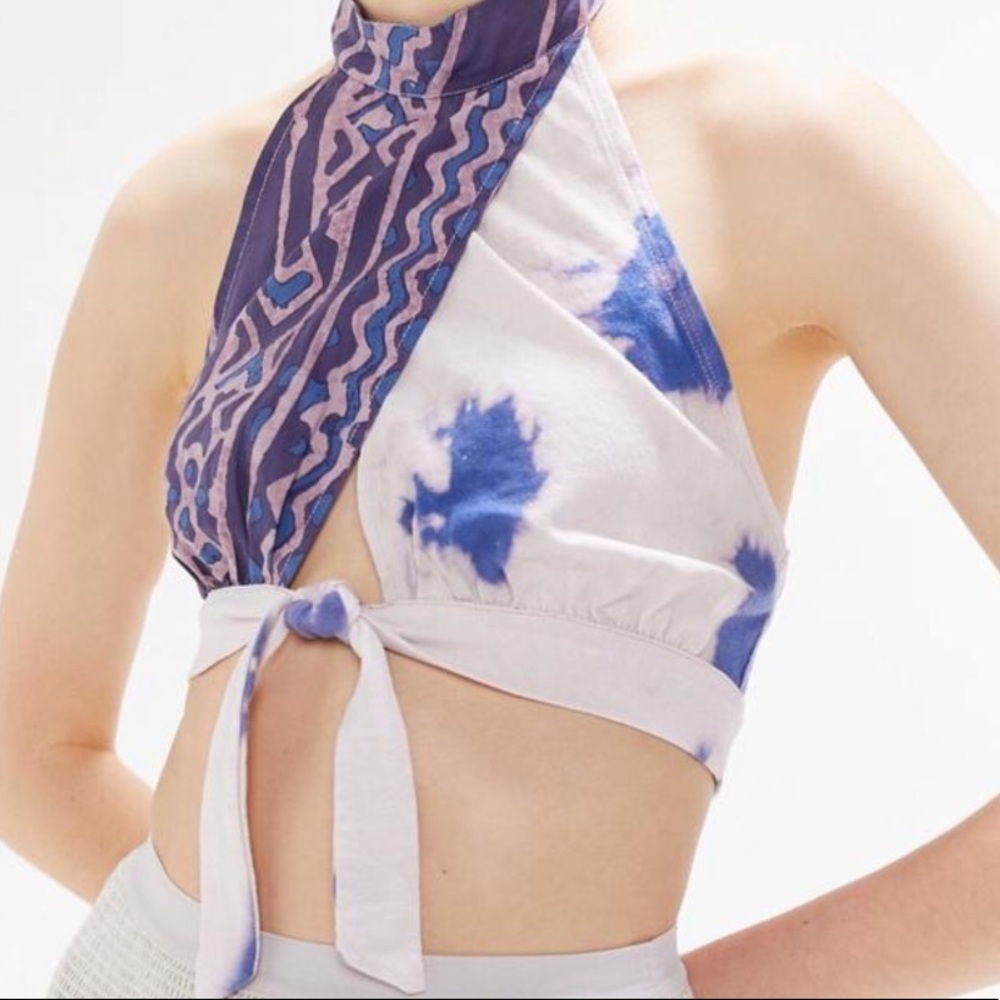 Urban Outfitters Keyhole Halter Top